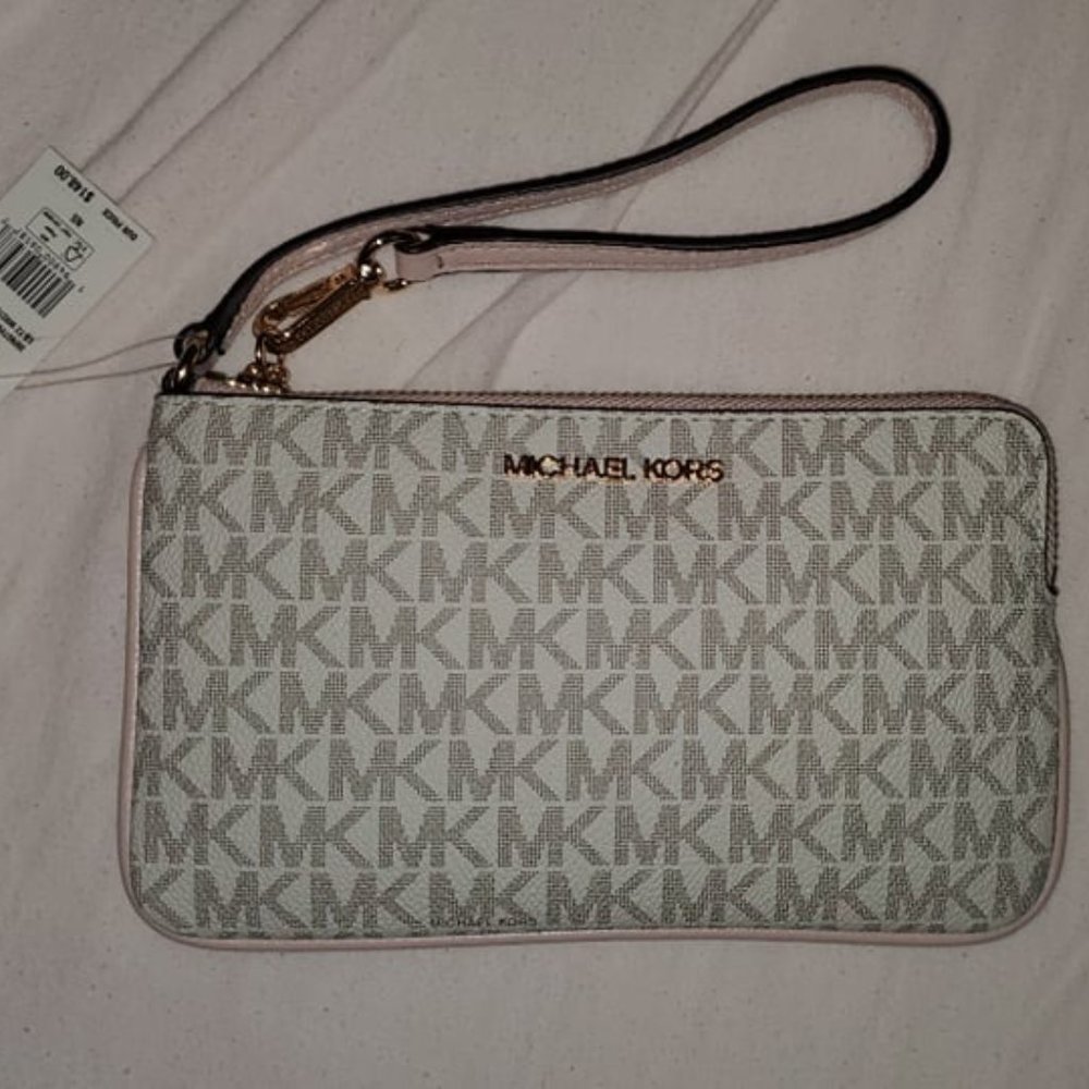 Michael Kors Logo Wristlet, fits Note 10!